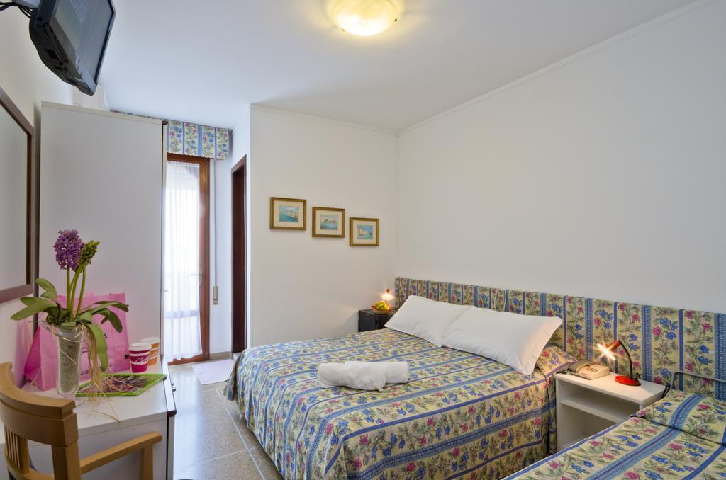 Hotel Nevada Bibione Luaran gambar